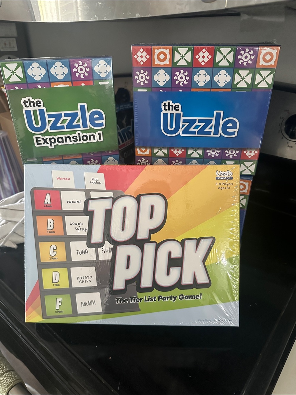 Top Pick Party Game + The Uzzle Expansion Pack - Multiplayer